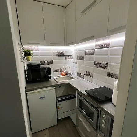 Apartamento Skadarlija's Night Belgrado